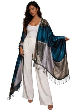 Vintage Ama Waterways Silk Feel Fringe Shawl Wrap Scarf Blue Abstract